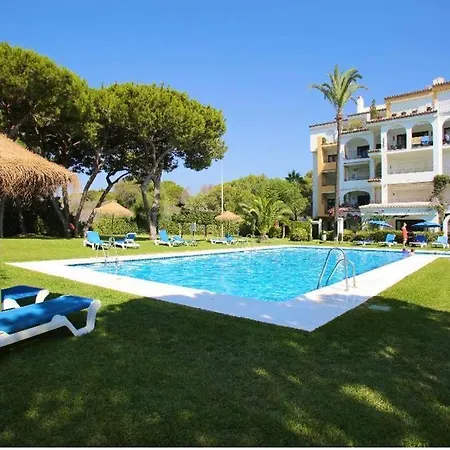Fascinante Hogar En Cabo Pino En Apartment Marbella