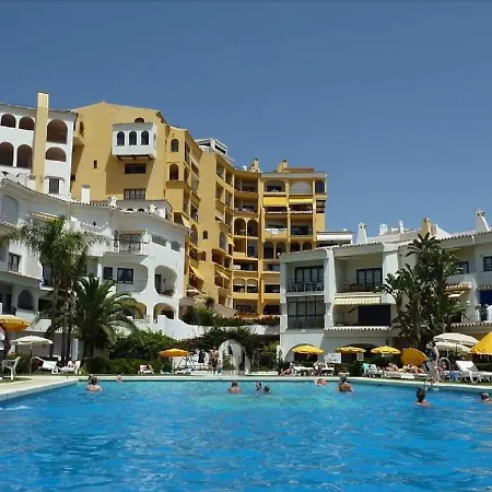 Fascinante Hogar En Cabo Pino En Marbella