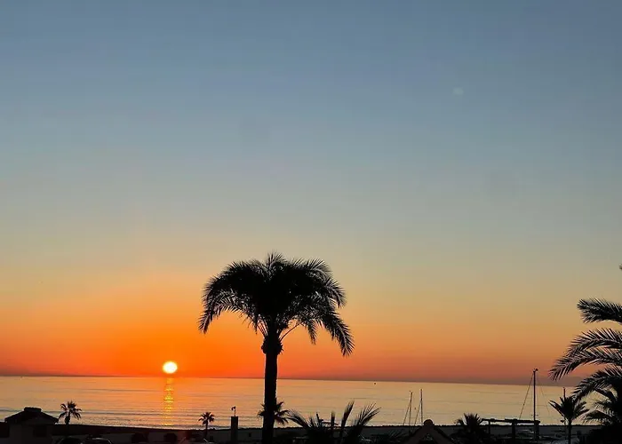 Fascinante Hogar En Cabo Pino En Appartement Marbella