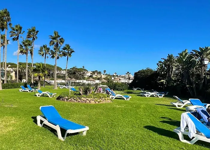 Fascinante Hogar En Cabo Pino En Marbella