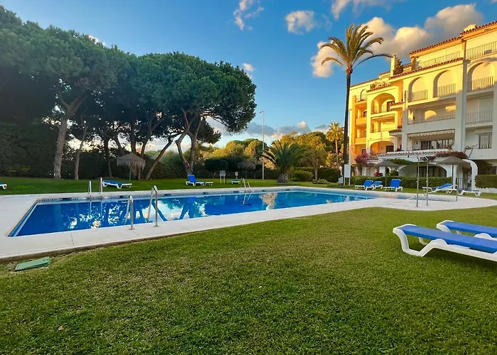Fascinante Hogar En Cabo Pino En Appartement