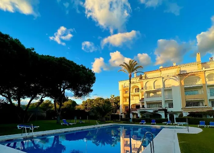 Fascinante Hogar En Cabo Pino En Appartement