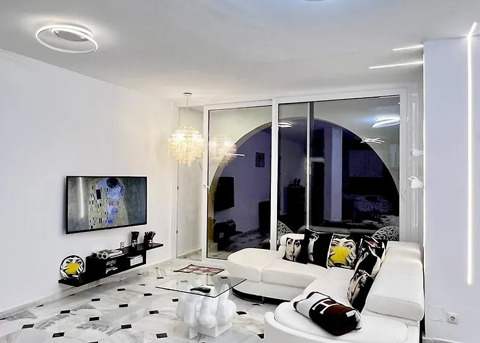 Fascinante Hogar En Cabo Pino En Appartement Marbella